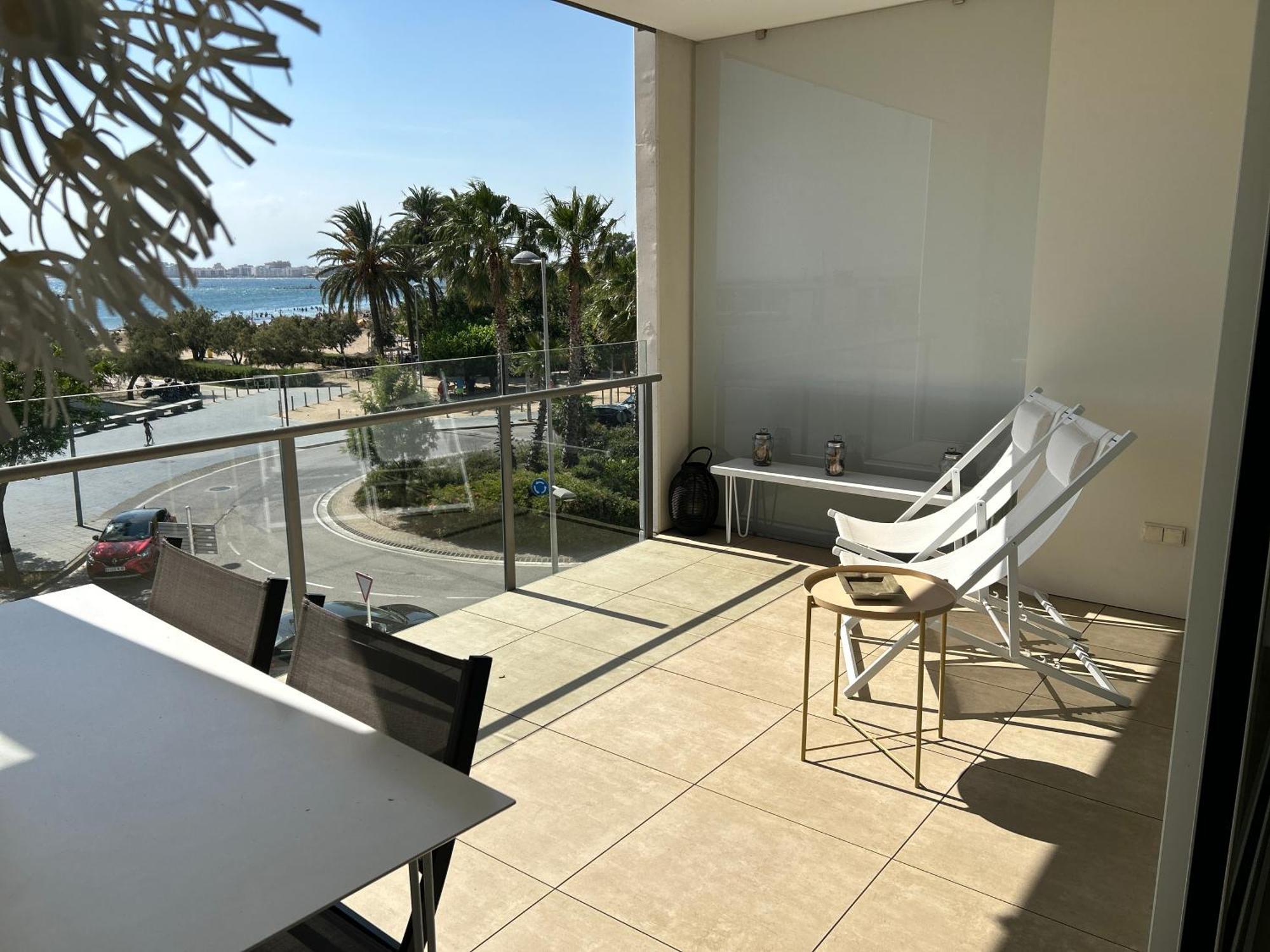 Capvespre Apartment Roses Ngoại thất bức ảnh