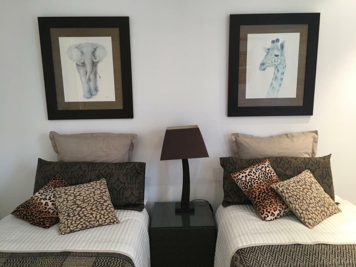 Capvespre Apartment Roses Ngoại thất bức ảnh